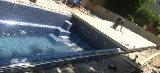 כיסוי-לבריכה